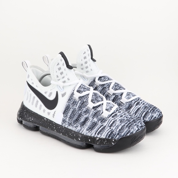 Women’s 8.5 NIKE KD 9 GS OREO WHITE/BLACK NWT Women’s 8.5 NIKE KD 9 GS OREO WHITE/BLACK NWT